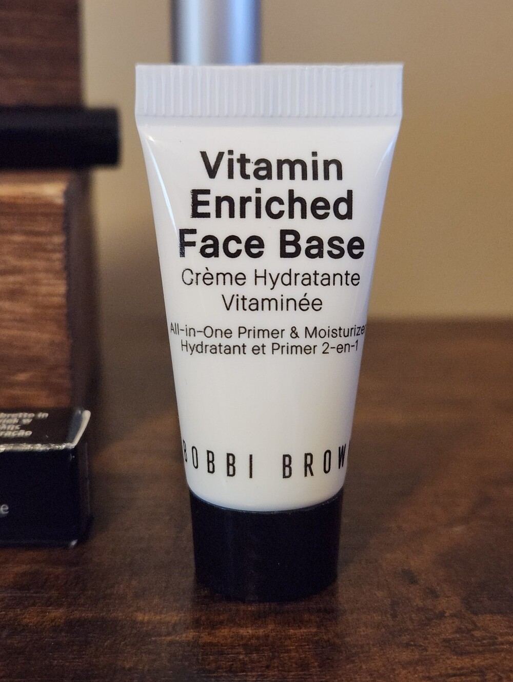 BOBBI BROWN MAKEUP BUNDLE - Picture 2 of 9